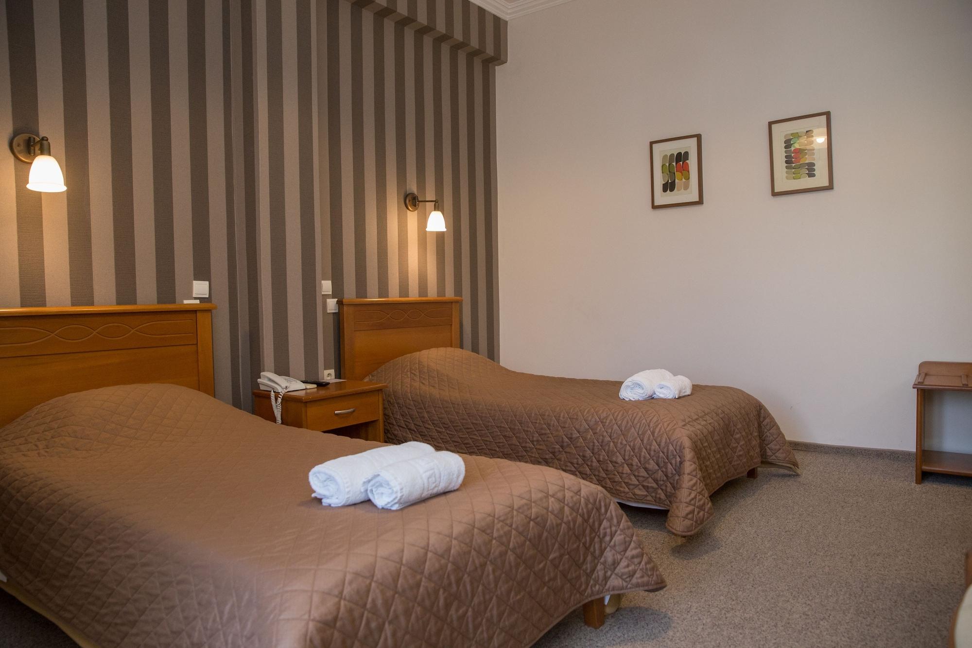 Hotel Liberty Missolonghi Экстерьер фото