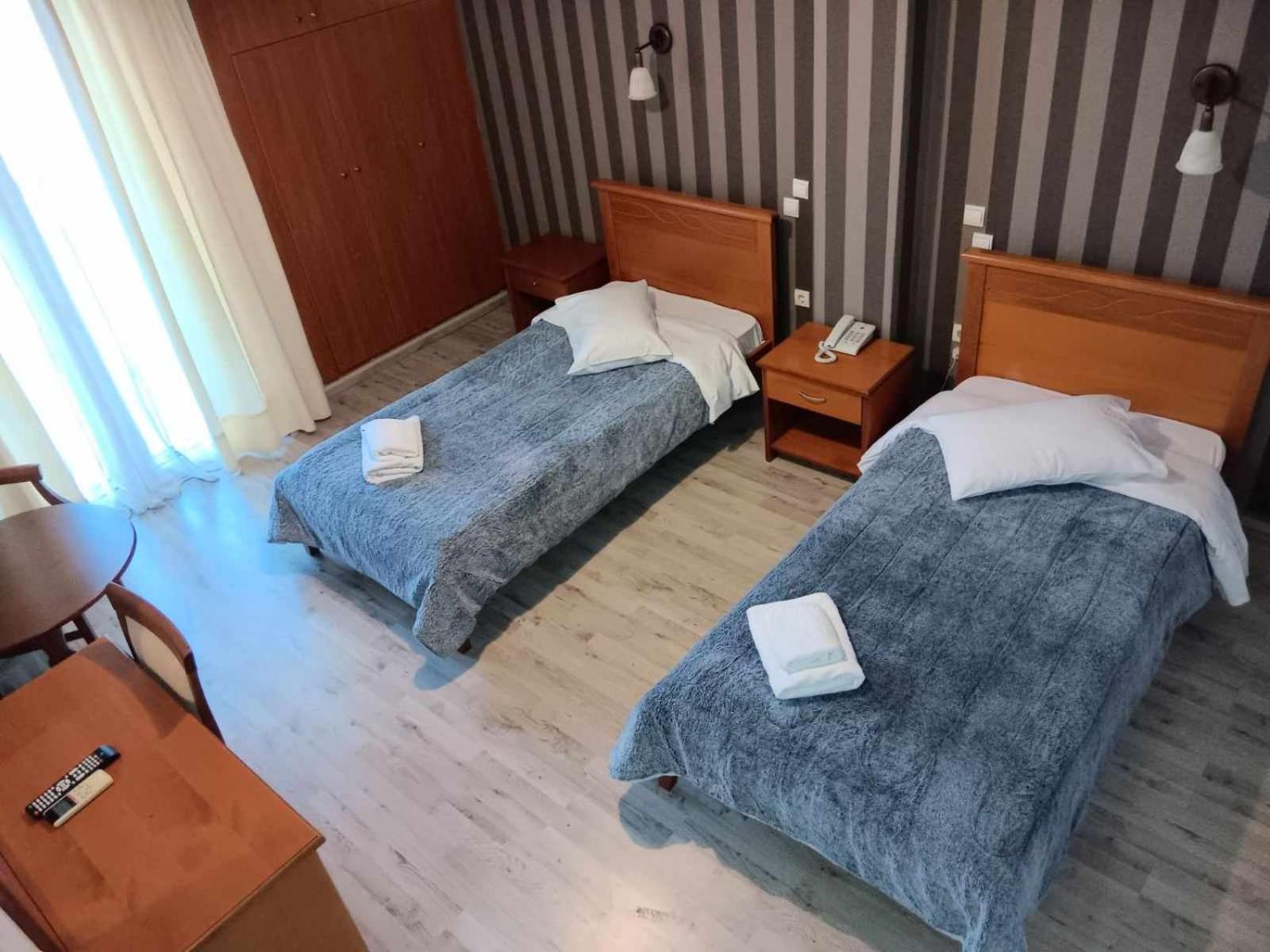 Hotel Liberty Missolonghi Экстерьер фото