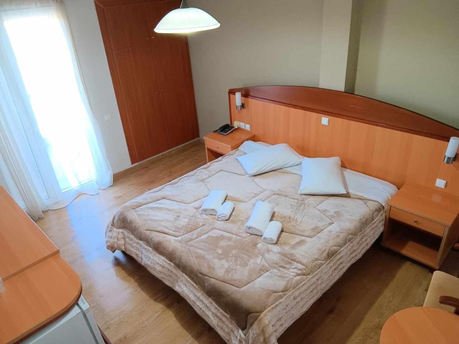 Hotel Liberty Missolonghi Экстерьер фото