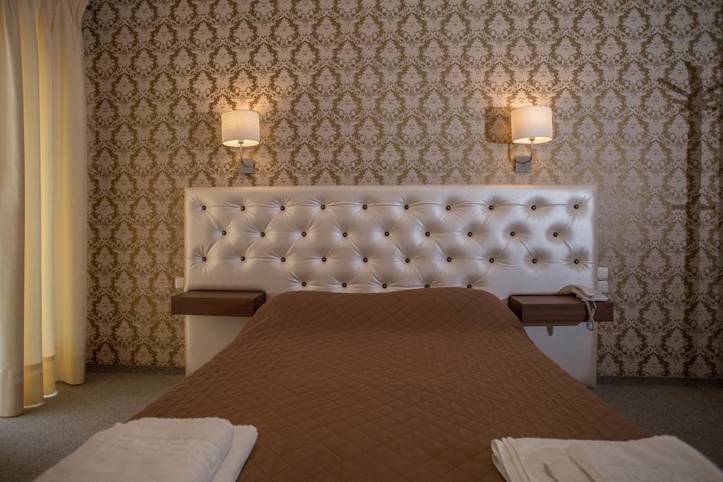 Hotel Liberty Missolonghi Экстерьер фото