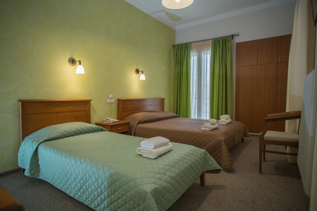 Hotel Liberty Missolonghi Экстерьер фото