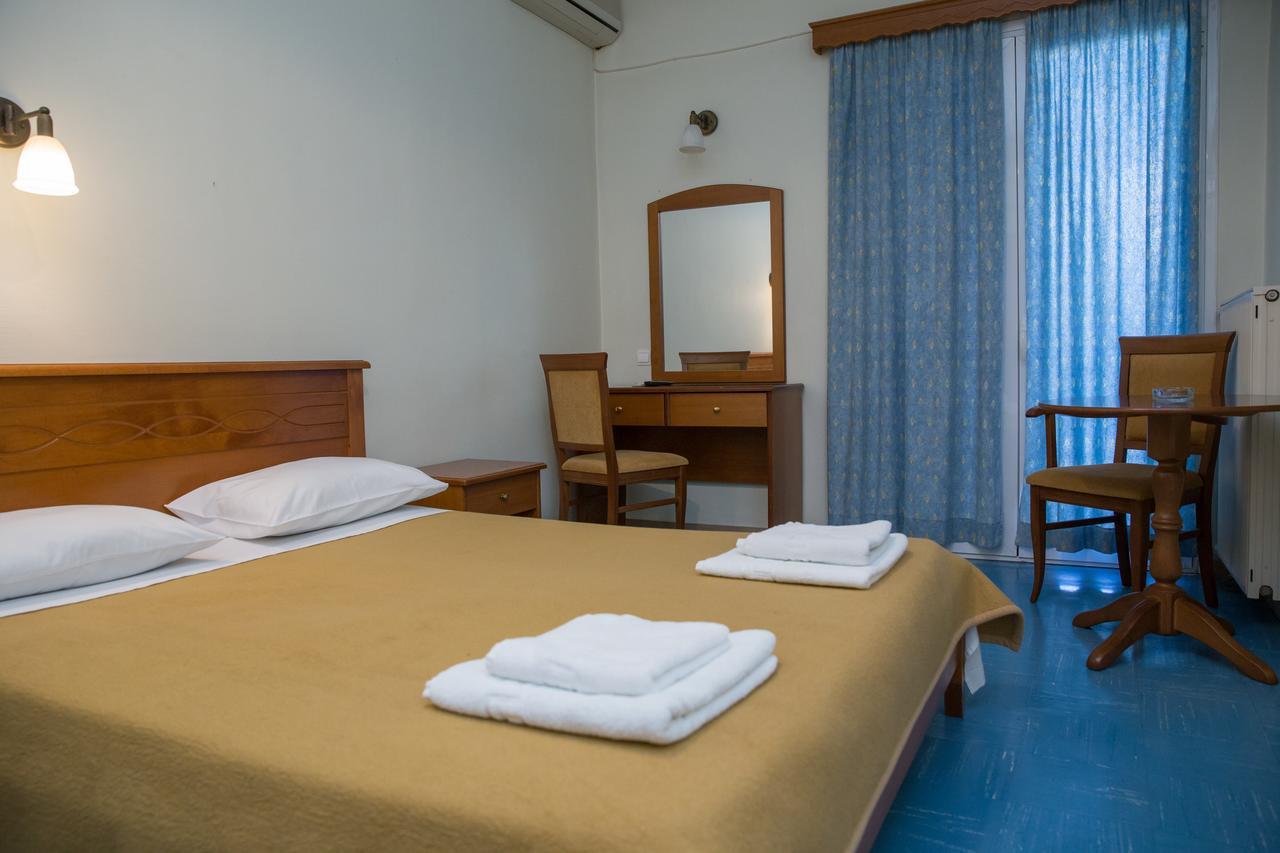 Hotel Liberty Missolonghi Экстерьер фото
